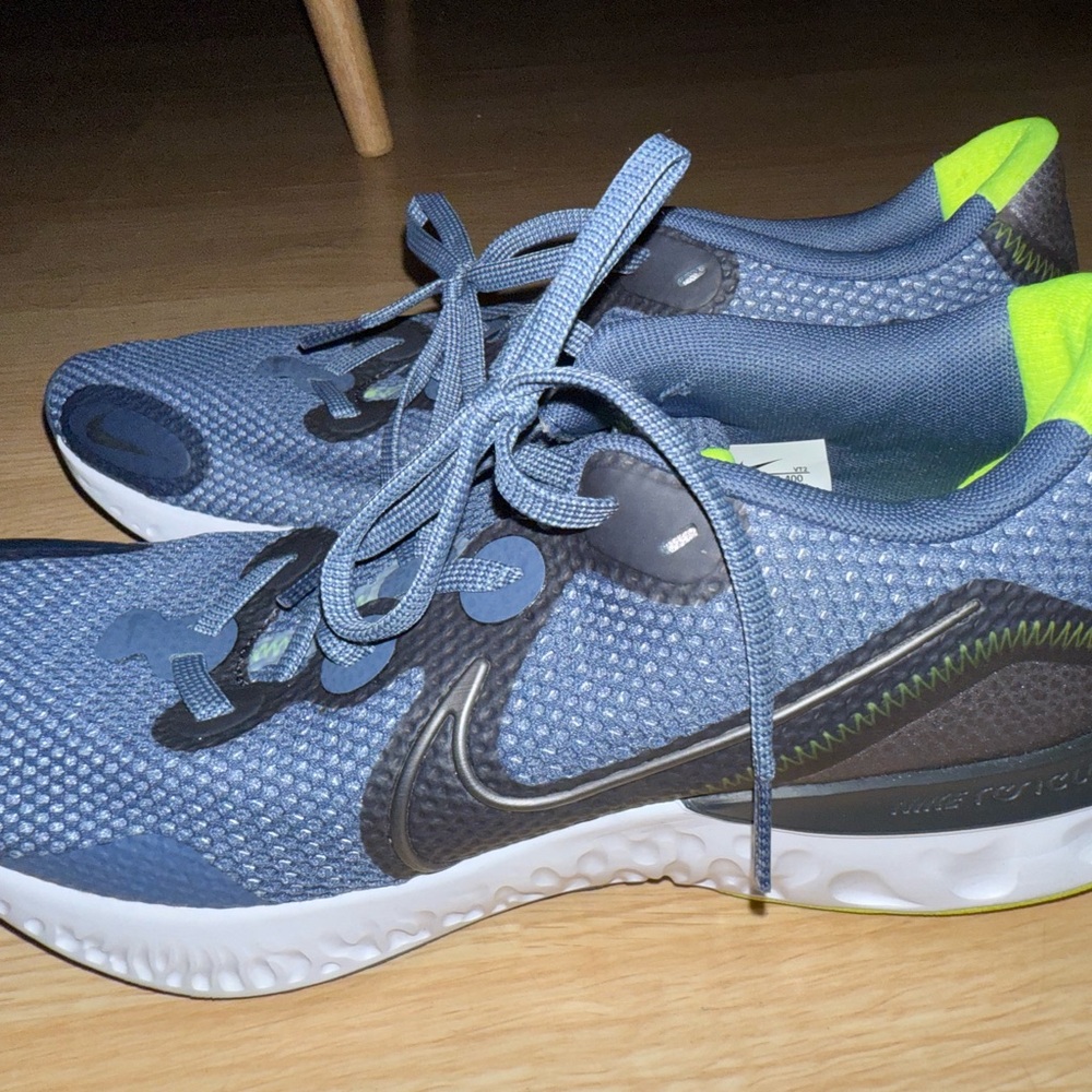 Nike RENEW RUN Blue and Lime MEN Athletic Shoes